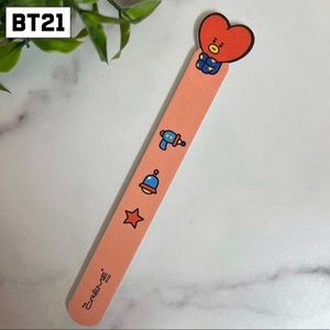 BTS x The Creme Shope BT21 Tata Kim Taehyung V Pink Nail File Manicure Tool